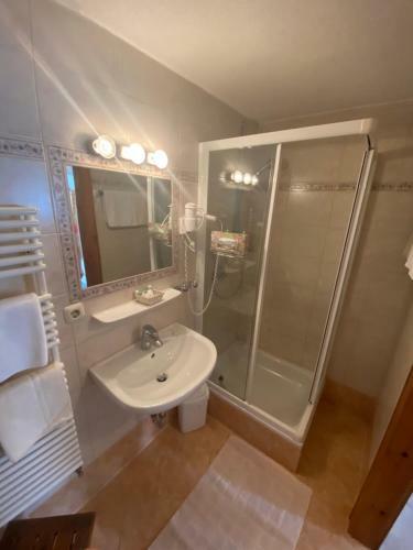 Hostal G�stehaus Alpina