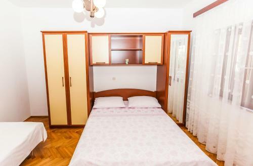 Apartments Sumartin