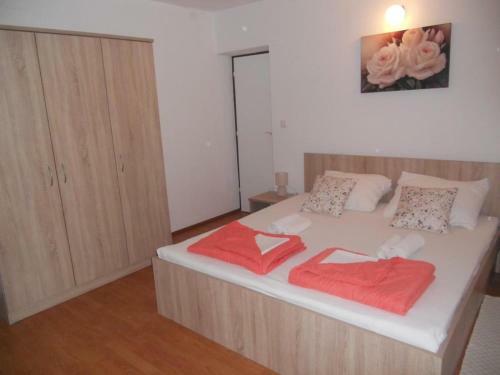 Apartments Ivo - With Terrace