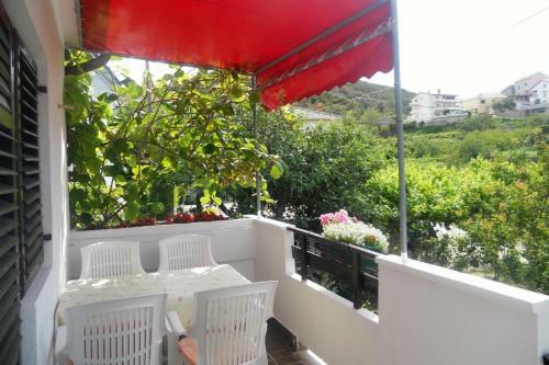 Apartments Ivo - With Terrace
