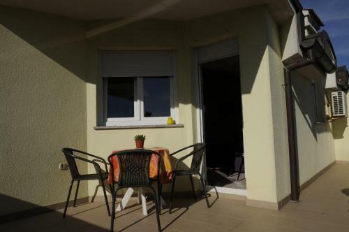 Apartment Happy Home