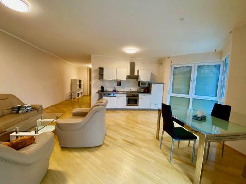 Apartamento Sch�ne Wohnung In Frankfurt Am Main-dornbusch