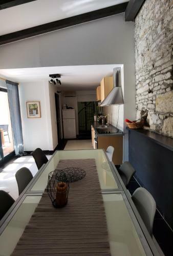 Pine And Lime Apartments