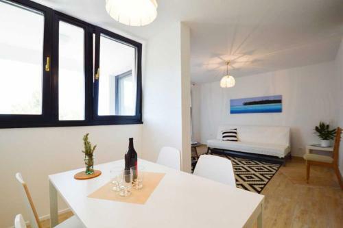 Leut Apartment, 3min Beach, 15min Center