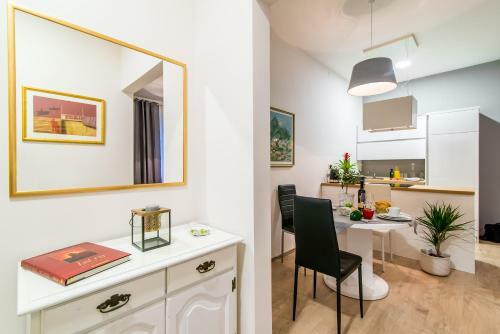 Polai Center Apartments