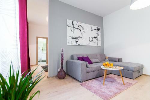 Polai Center Apartments