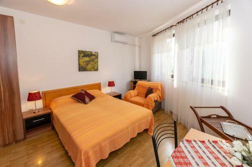 Apartments Mirjana