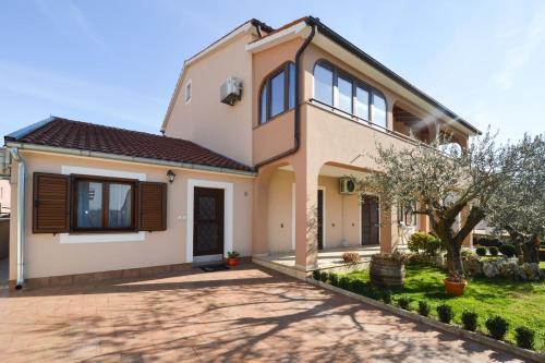 Apartment In Veli Vrh