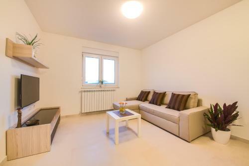 Apartman Cera