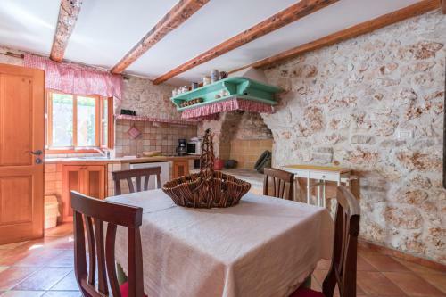 Country House Apartments