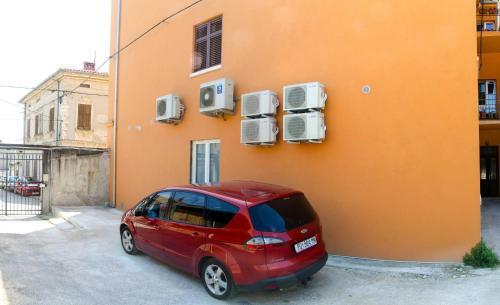 Hostal San Martino Rooms