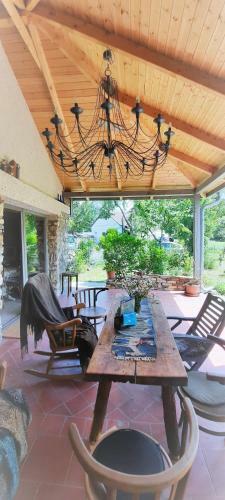 Patak Apartman, Diszel