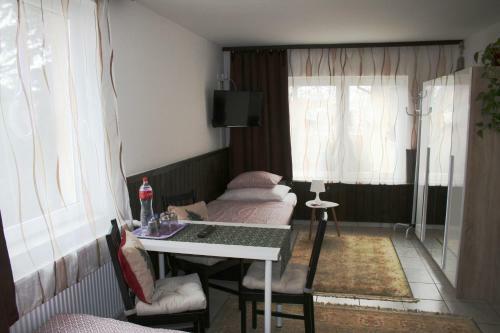 Hostal Fontana Vend�gh�z