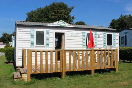 Camping Le Clos De Balleroy