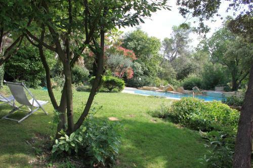 Bed & Breakfast La Bousquati�re