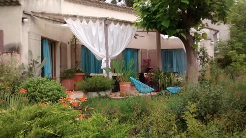 Bed & Breakfast La Bousquati�re