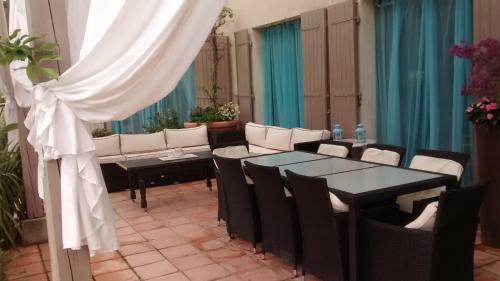 Bed & Breakfast La Bousquati�re
