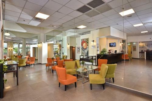 Pearl Of The Valley Hotel