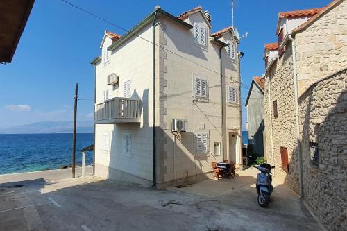 Apartments By The Sea Sutivan, Brac - 18299