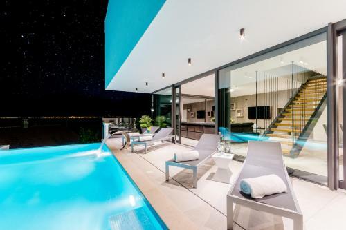 Villa Vitae & Villa Pax