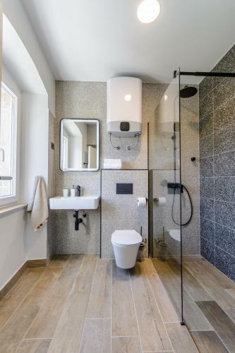 Hostal Dora Rooms And Studios