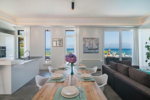Beautiful Villa Sea Paradise