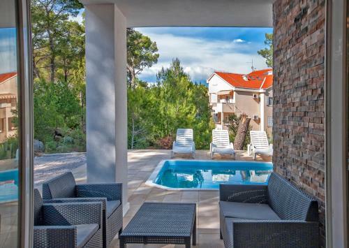 Villa Sablja