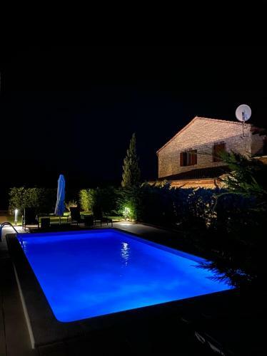 Villa Suzy With Heated Pool