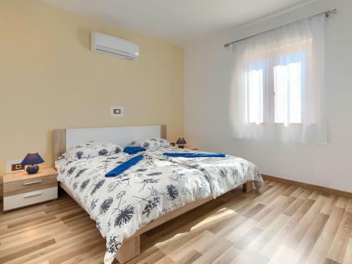 Holiday Home Mia