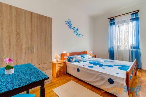 Apartment Sankovic With A Private Pool