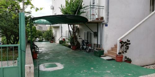 Apartments By The Sea Tkon, Pasman - 17360