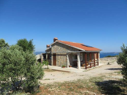 Secluded House With A Parking Space Cove Triluke, Pasman - 13577