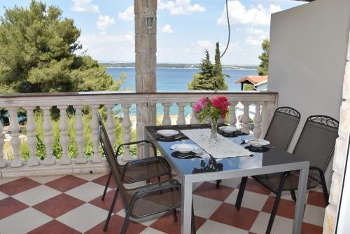 Apartamento Beachfront - Vali