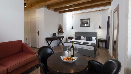 Hostal Village Property Tru?a