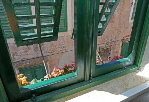 Hostal Swan Adriatic Apartment & Room
