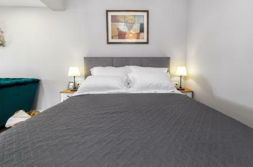 Hostal Karmelita's Place