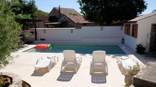 Villa Holiday Home Chichichi