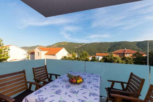 Hostal Apartments And Rooms With Parking Space Grebastica, Sibenik - 17831