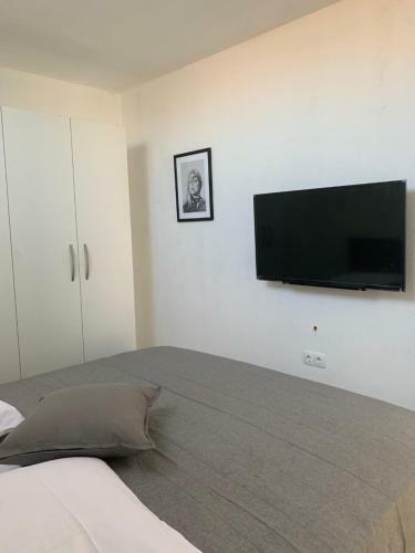 Modern Apartments Day