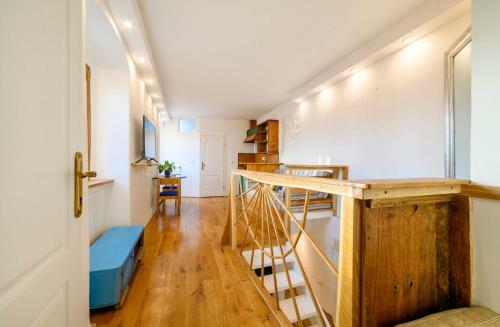 On The Rock Apartments