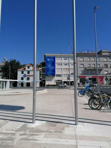 Apartment City Base, Fantastic Location On Main Square!