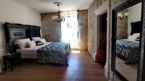 Hostal L&l Rooms Royal