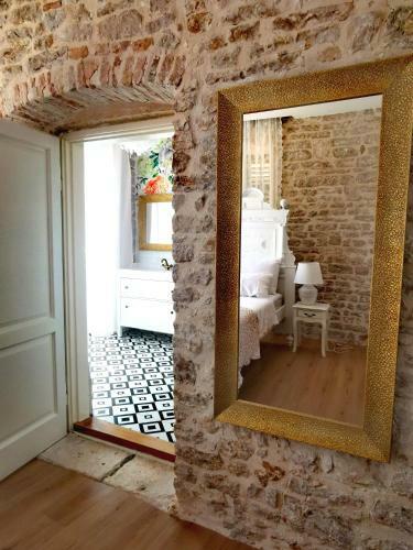 Hostal L&l Rooms Royal