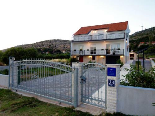 Kuca Za Odmor Riton