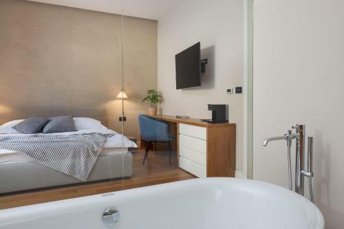Luxury Villa Silence With Heated Pool