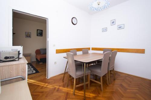 Apartment Monika