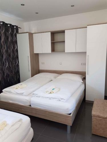 Apartment In Starigrad-paklenica 36685