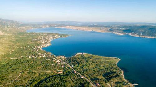 Apartment In Starigrad-paklenica 39522