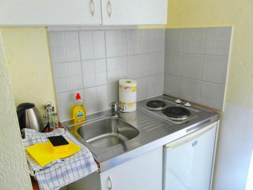 Hostal Blue Wave Apartments