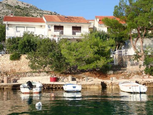 Apartment In Starigrad-paklenica 40050